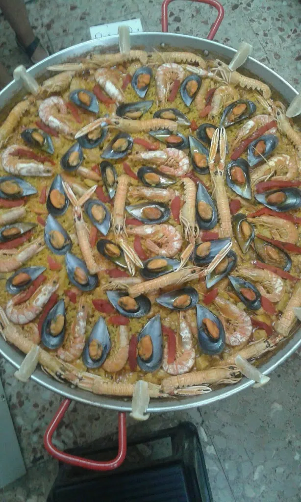 Menu_BAR LA SIERRA._Fuente de Pedro Naharro_image_9