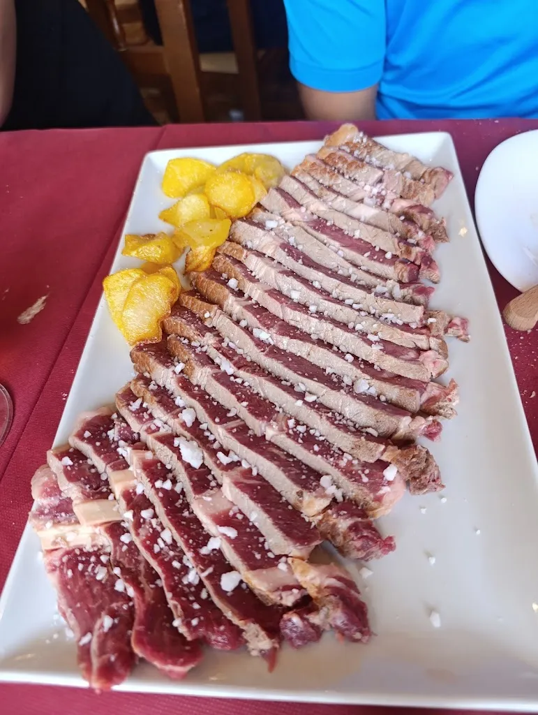 Mary Casas_BAR LA SIERRA._Fuente de Pedro Naharro_review