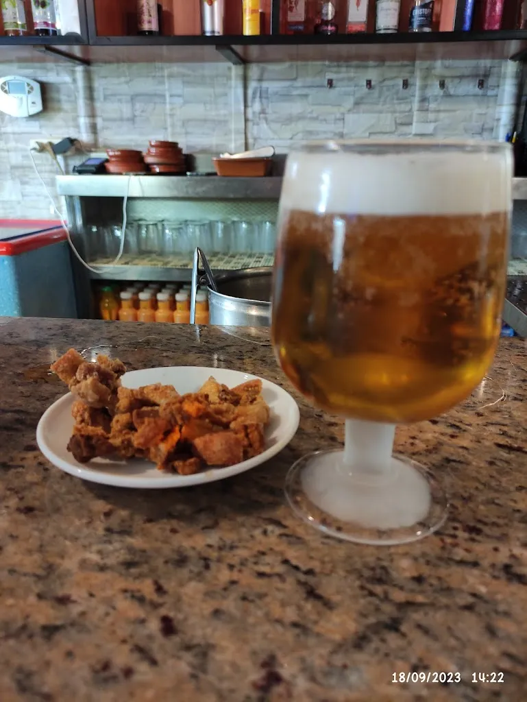 BAR LA SIERRA._Fuente de Pedro Naharro_slider_image_3