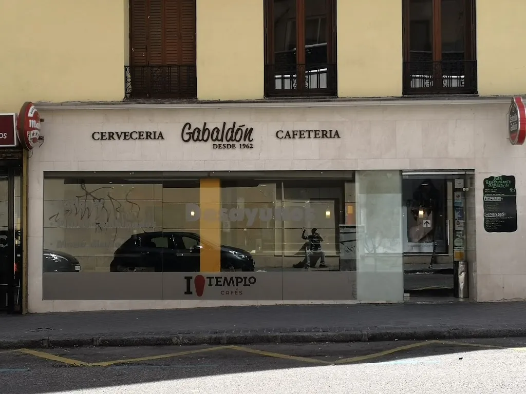 Bar Gabaldon_Gabaldón_slider_image_3