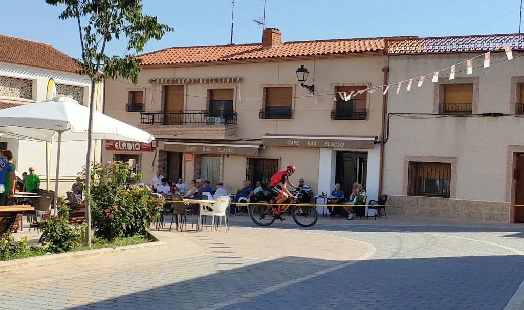 Café Bar Eladio_Fuentelespino de Haro_slider_image_2