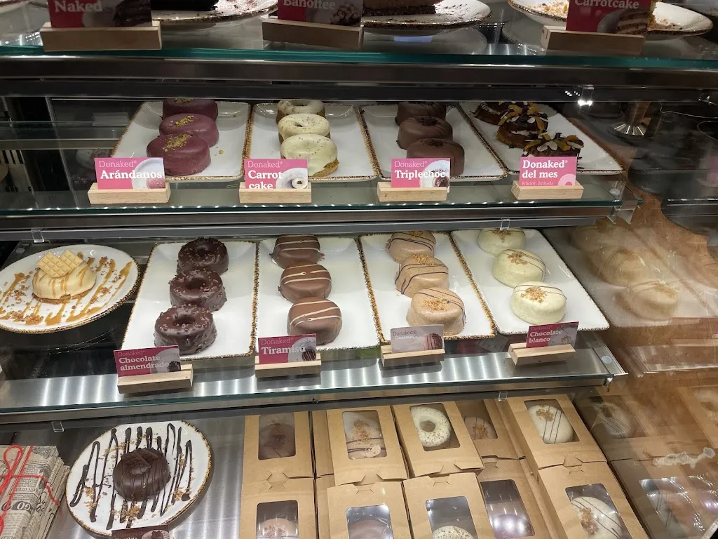 Hilal Bayar_Naked & Sated Pozuelo_Pozuelo_review