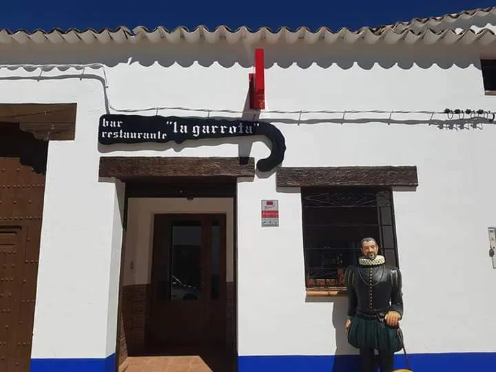 Bar Restaurante “La Garrota” restaurant in Hinojosos Los