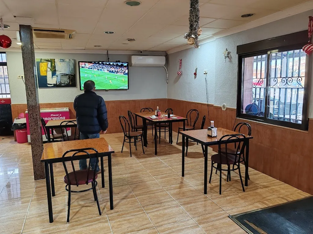 Esperanza García del Parapeto_Bar Braseria Milenium_Graja de Iniesta_review