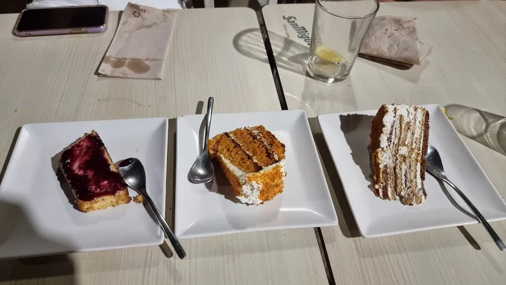 Menu_Cafetería Aries_Herrumblar El_image_2