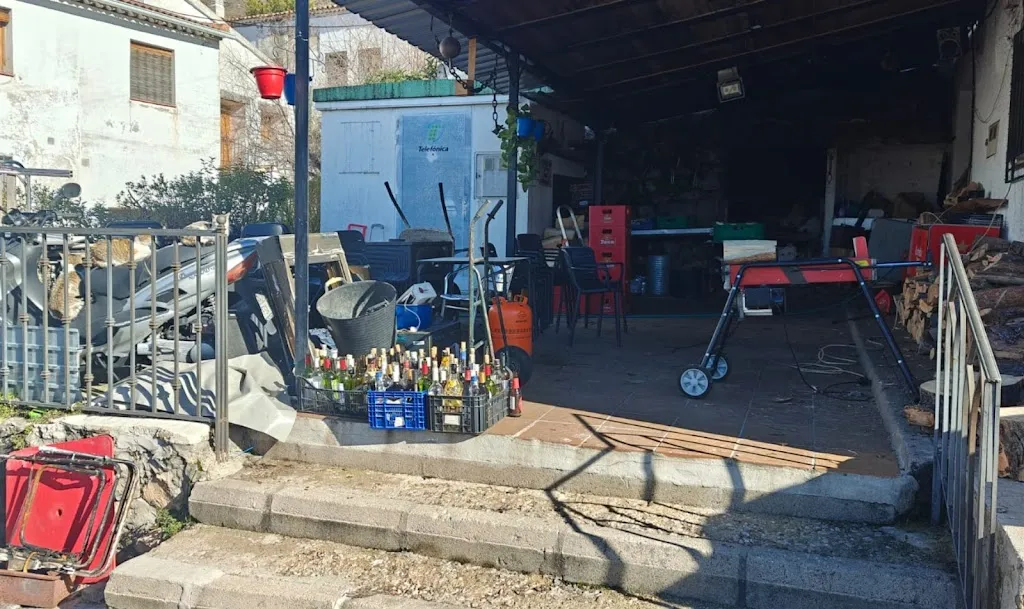 Patricio García_Bar Rocha Fría_Huélamo_review