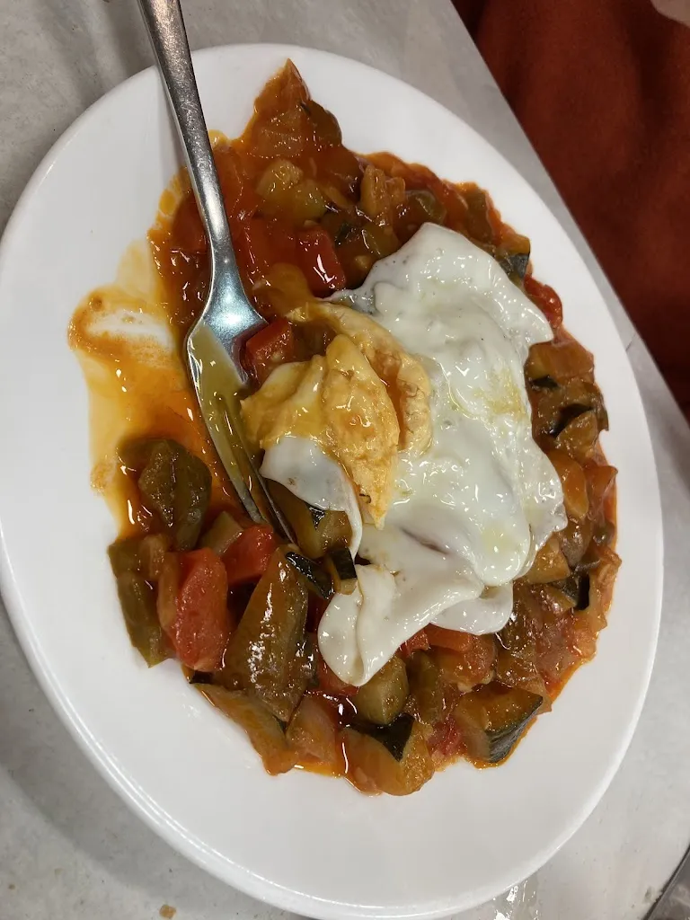 HH Khoo_Mesón Las Regiones_Huelves_recensione