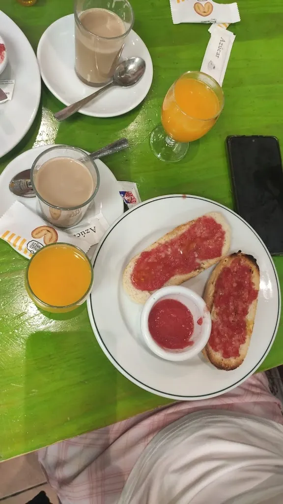 Ana Raquel_Mesón Las Regiones_Huelves_recensione