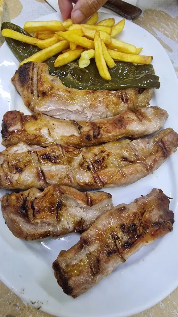 Mª Dolores Fernández Díaz_Hostal Restaurante Onaya_Honrubia_review