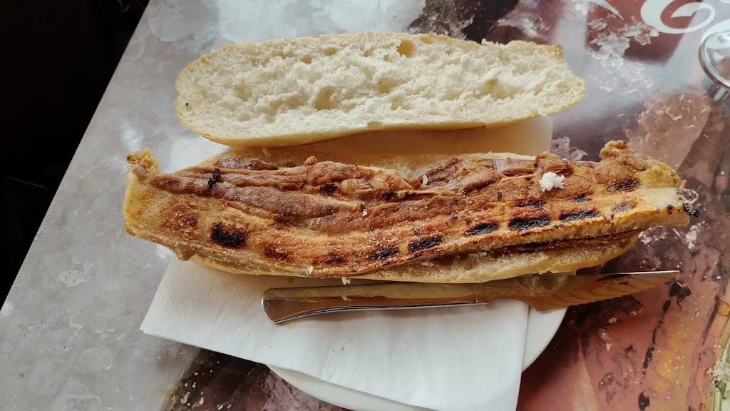 Menu_Moya Hotel Restaurante_Honrubia_image_5