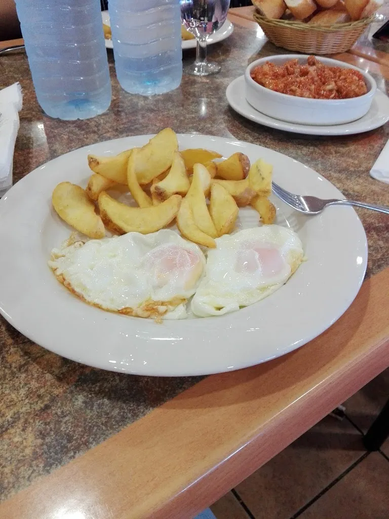 Menu_Moya Hotel Restaurante_Honrubia_image_8