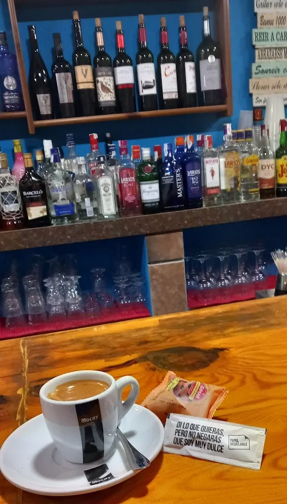 Bar La Cueva restaurant in Huete