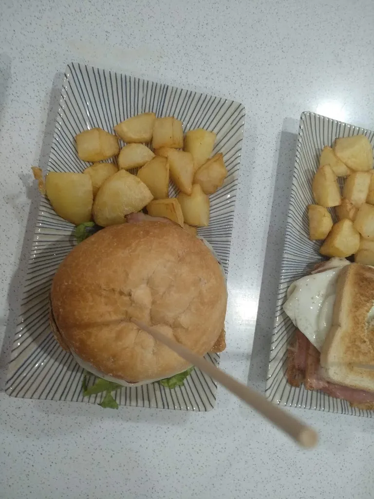 Menu_Bar Arco Iris_Huete_image_7