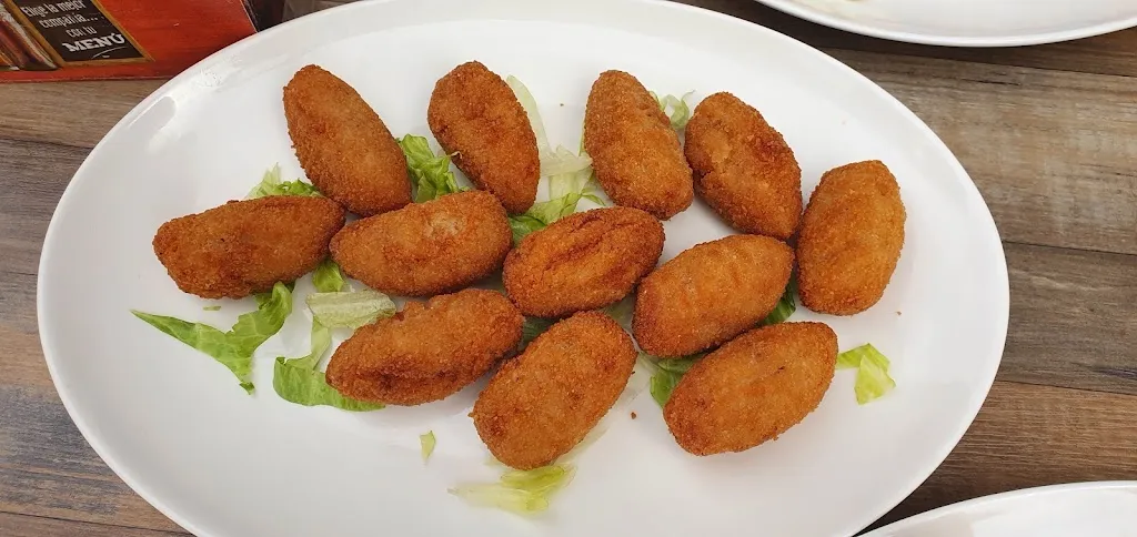 Gracia Monje Donoso_El Pilar Bar Cafeteria_Horcajo de Santiago_review