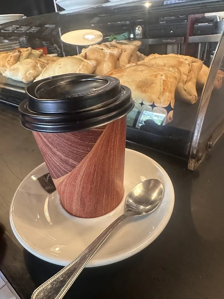 Monica Toma_Mariana Café Bar & After Work_Mariana_review