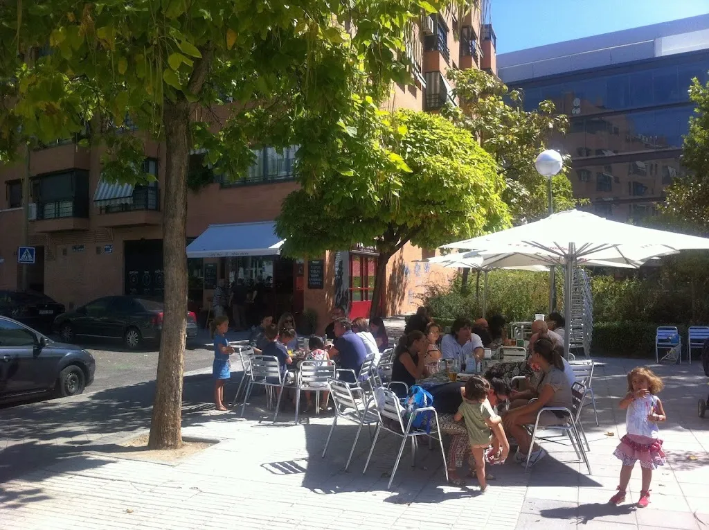 Mariana Café Bar & After Work_Mariana_slider_image_3