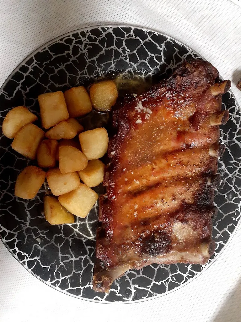 Aura Malave_BAR RESTAURANTE LA Herradura._Mota del Cuervo_review