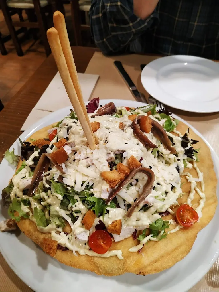 Esther Ngai_EL Pati&Grill pizzes a la brasa i de tapes_Lagunaseca_review