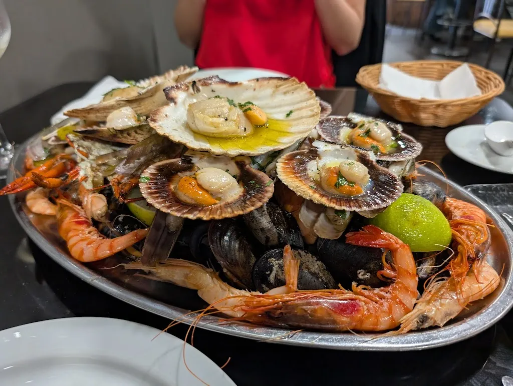 Isleño Delgado Marisqueria_Lagunaseca_slider_image_3