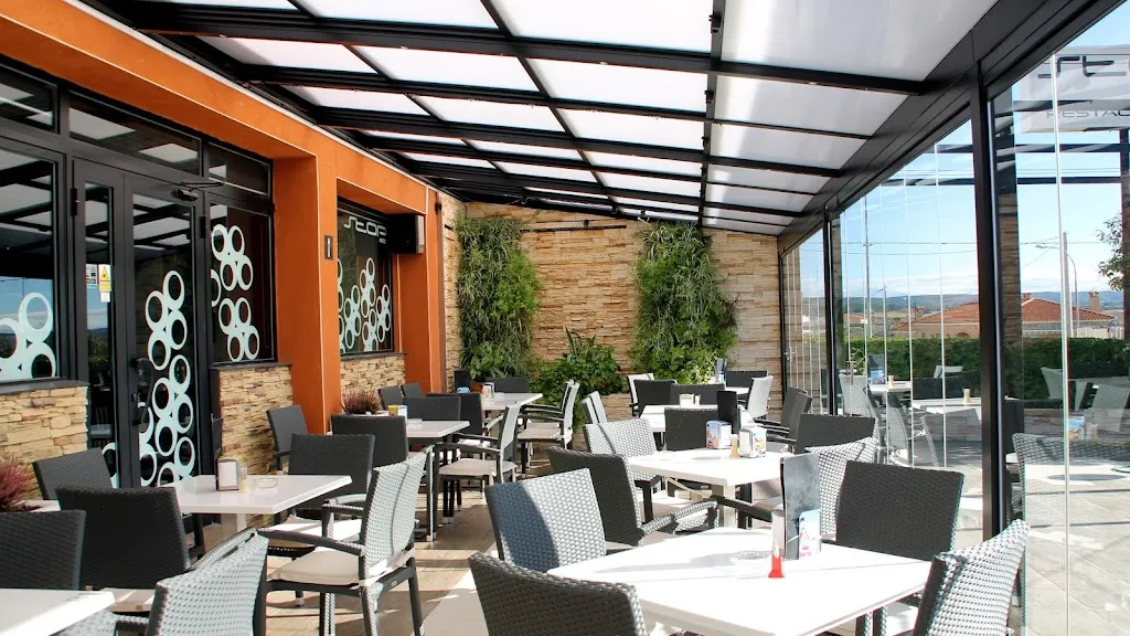 Restaurante Stop_Olivares de Júcar_slider_image_1