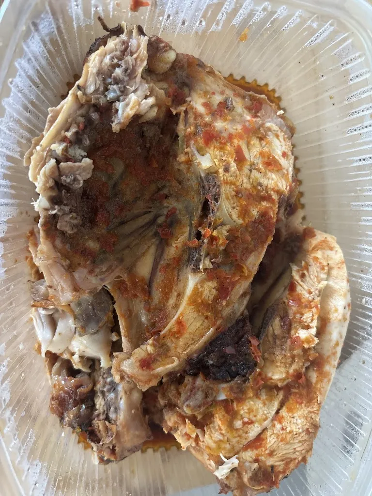 Borja pm_Pajarracos_Pajarón_recensione