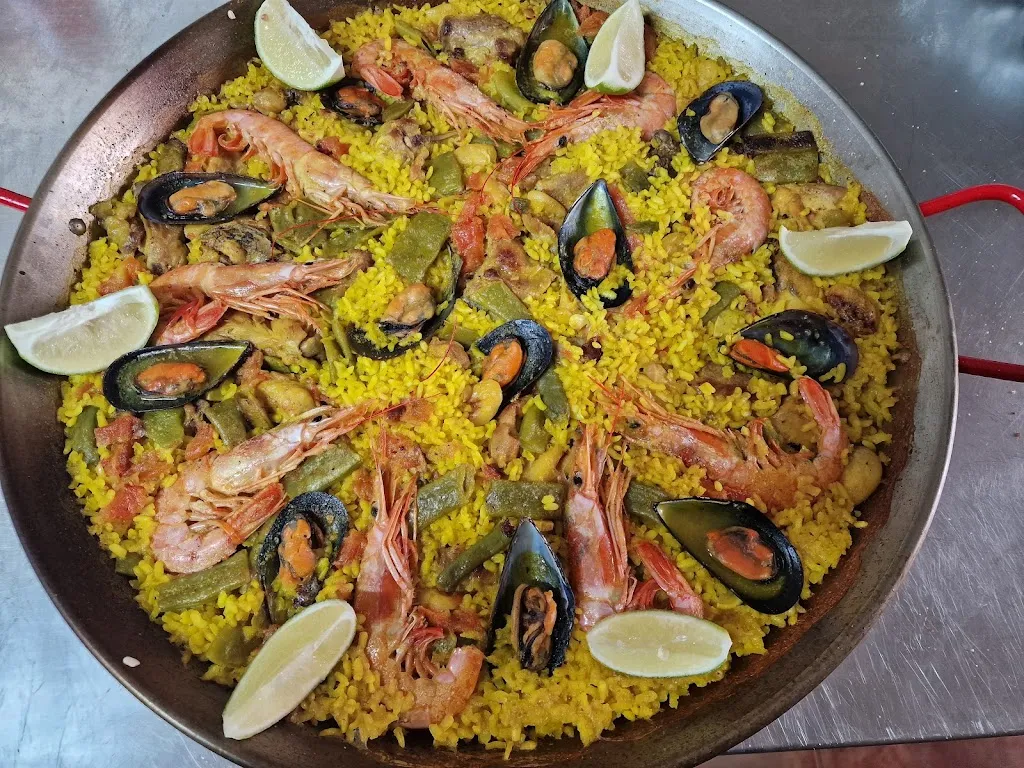 BAR D' ABAJO_Osa de la Vega_slider_image_3