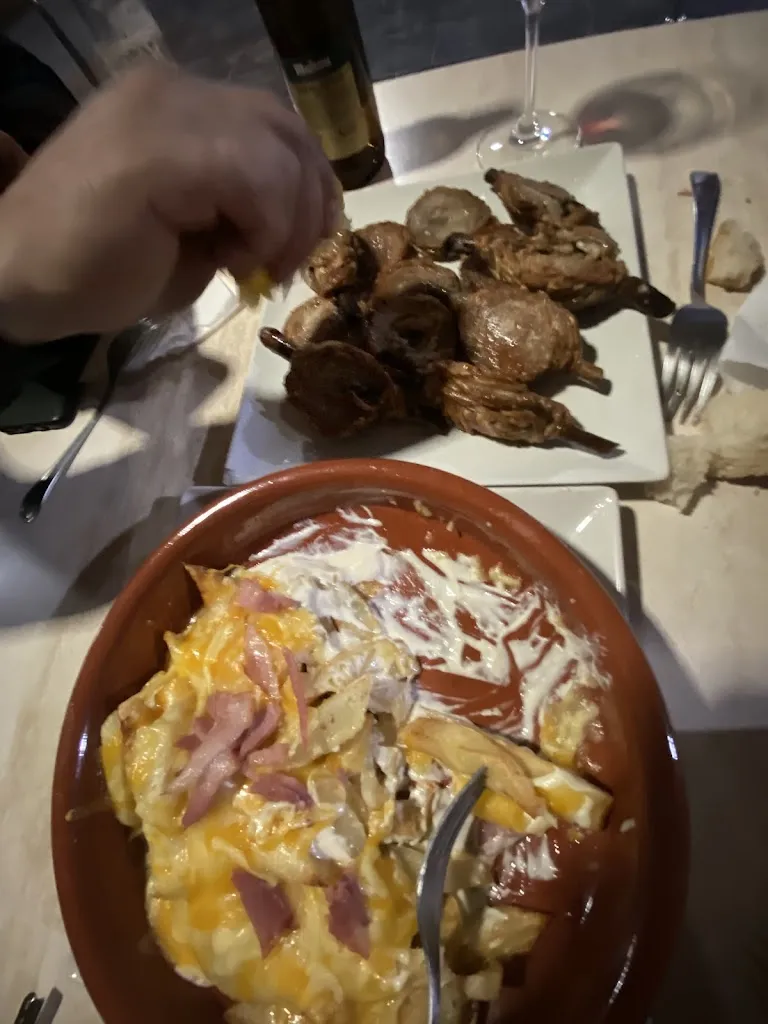 Dani GH_Bar Los Arcos_Palomares del Campo_review