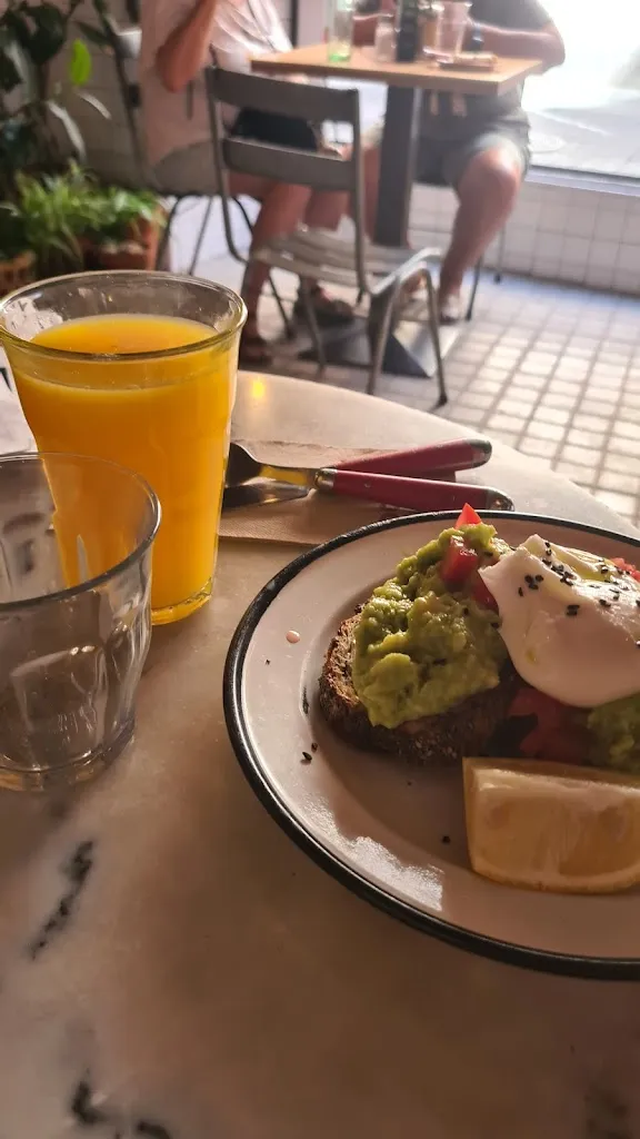 Menu_Adorado Bar Lavapies_Paredes_image_6