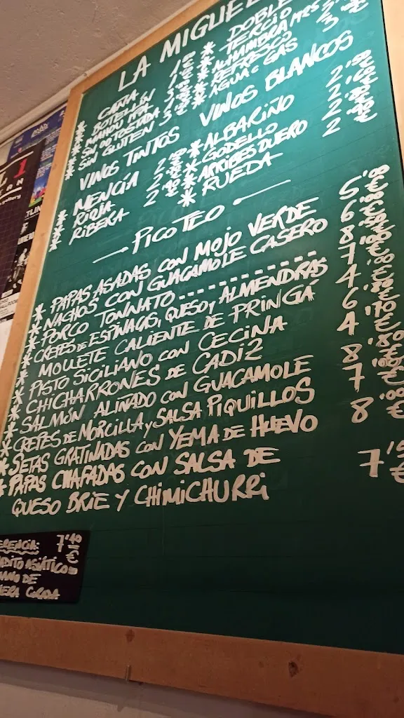 Menu_Bar La Miguelusa_Paredes_image_3