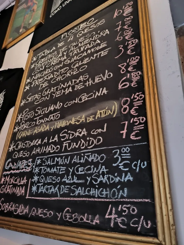 Menu_Bar La Miguelusa_Paredes_image_4