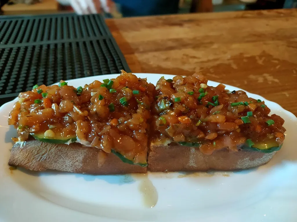 Menu_Bar La Miguelusa_Paredes_image_9