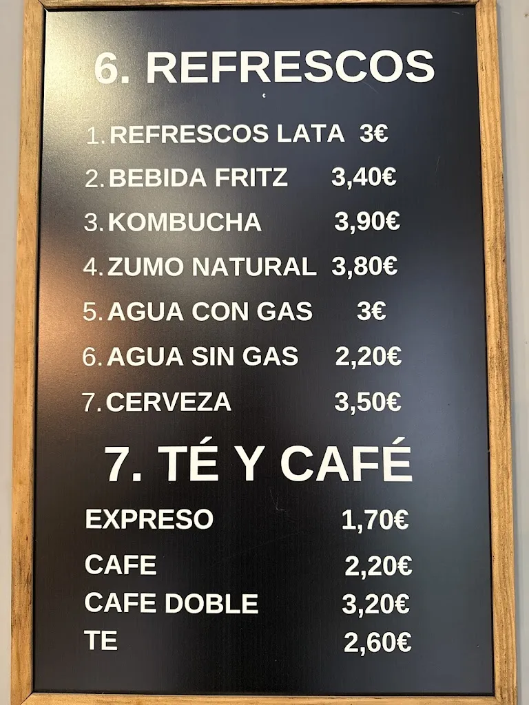 Menu_POKE&GREENS_Paredes_image_3