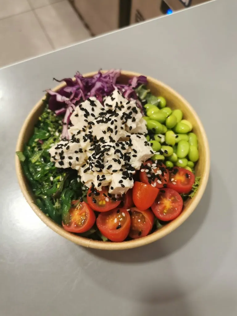 Menu_POKE&GREENS_Paredes_image_5