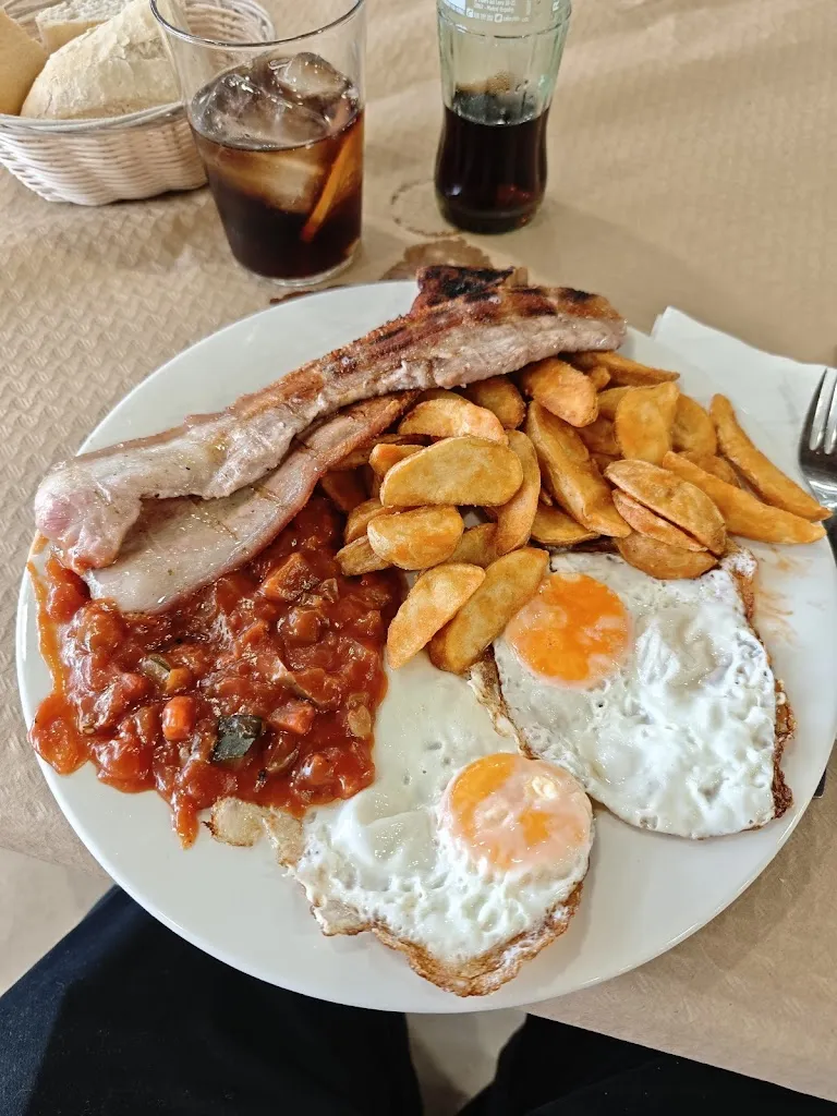 Rubén P._AREA DE SERVICIOS MOTILLANA DESAYUNO_Motilla del Palancar_recensione