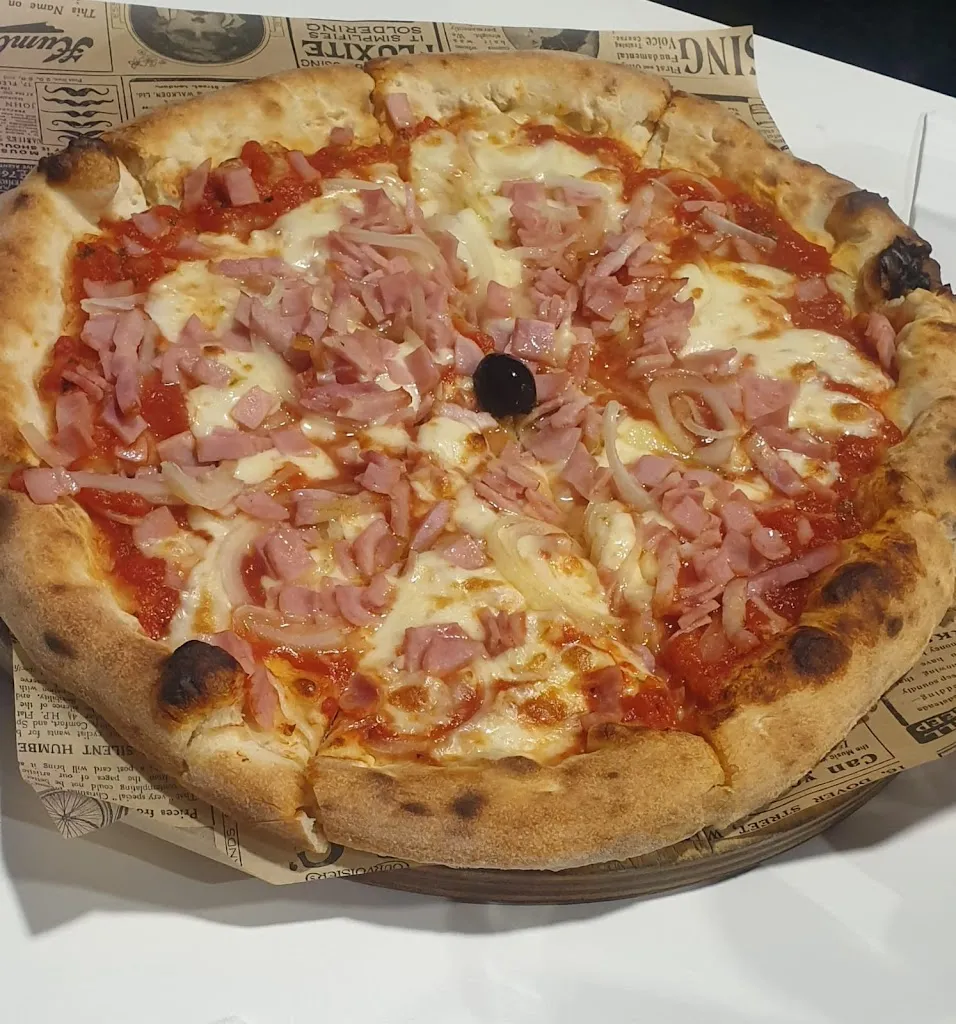 Bruno Nuzzi_Italyan Pizza - Pizzería_Motilla del Palancar_review