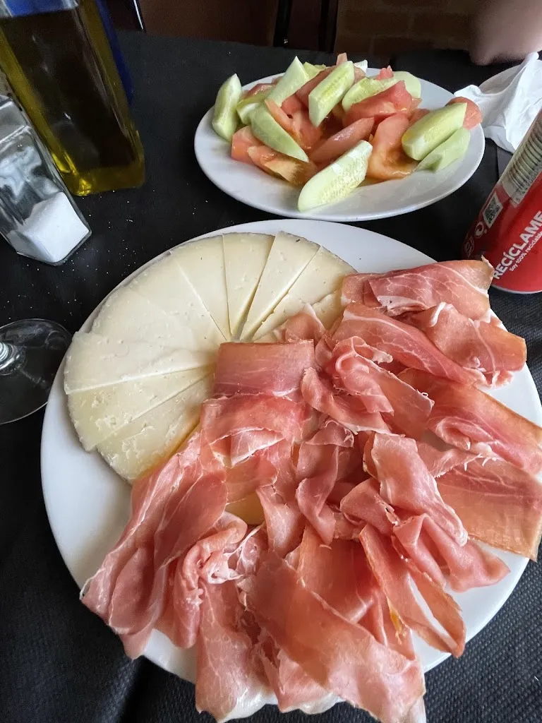 Sabine Gwinner_Bar Restaurante “Chopo”_Picazo El_review