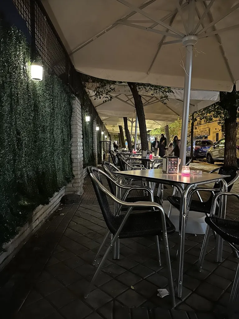 La Terraza restaurant in Portilla