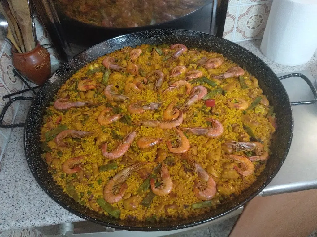 Santi Moreno Herrada_CASA MANOLI._Pedroñeras Las_review