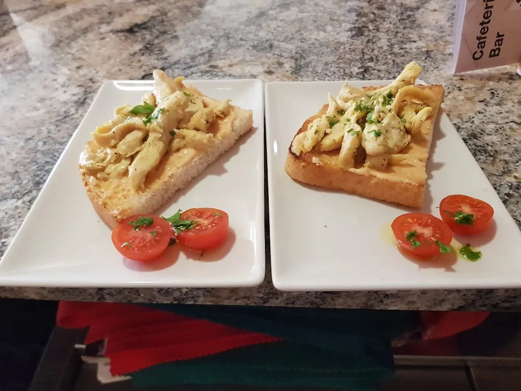 CAFETERÍA PUZZLE-BAR._Pedroñeras Las_slider_image_1