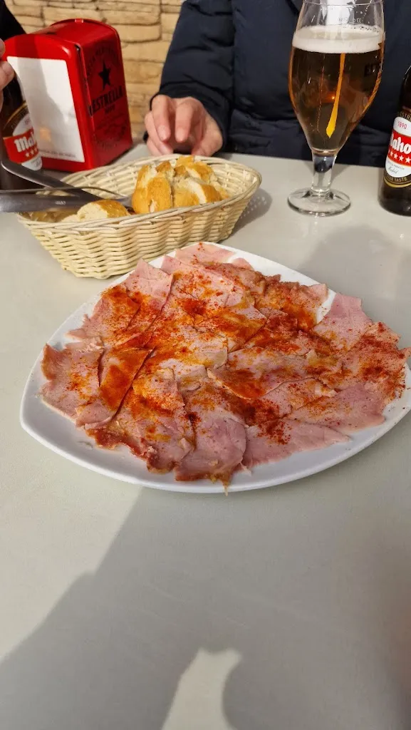 Las Pedroñeras restaurant in Pedroñeras Las