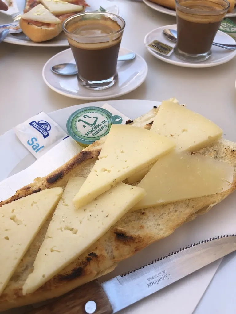 Menu_Bar la Sociedad_Puebla de Almenara_immagine_9