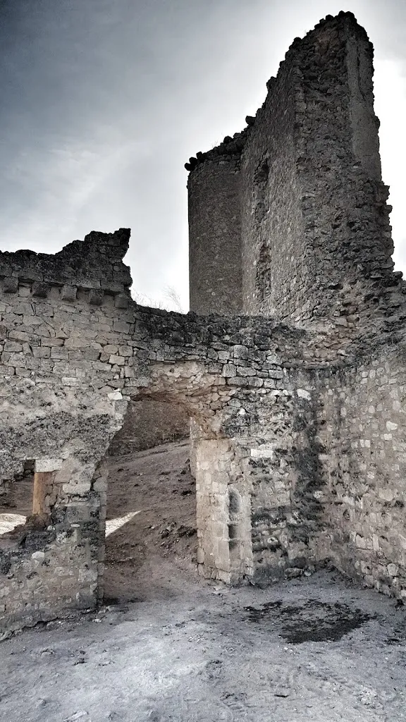 C Lee_Castillo de Puebla de Almenara_Puebla de Almenara_review