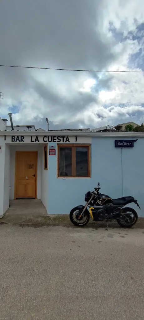 Carlos Gutiérrez Acal_Bar La Cuesta_Saceda-Trasierra_review