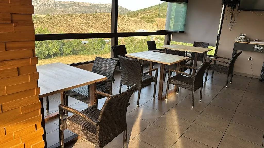 La Terraza de Garrido restaurant in Salvacañete