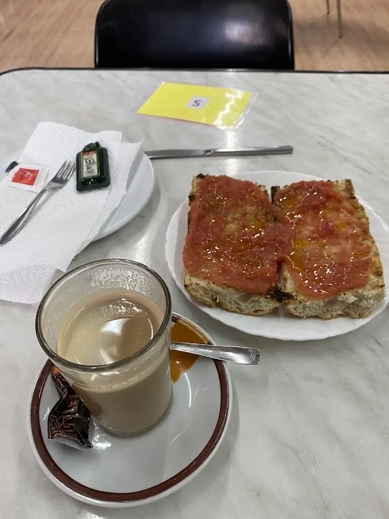 Albergo ristorante La Loggia_San Benedetto Val di Sambro_slider_image_3