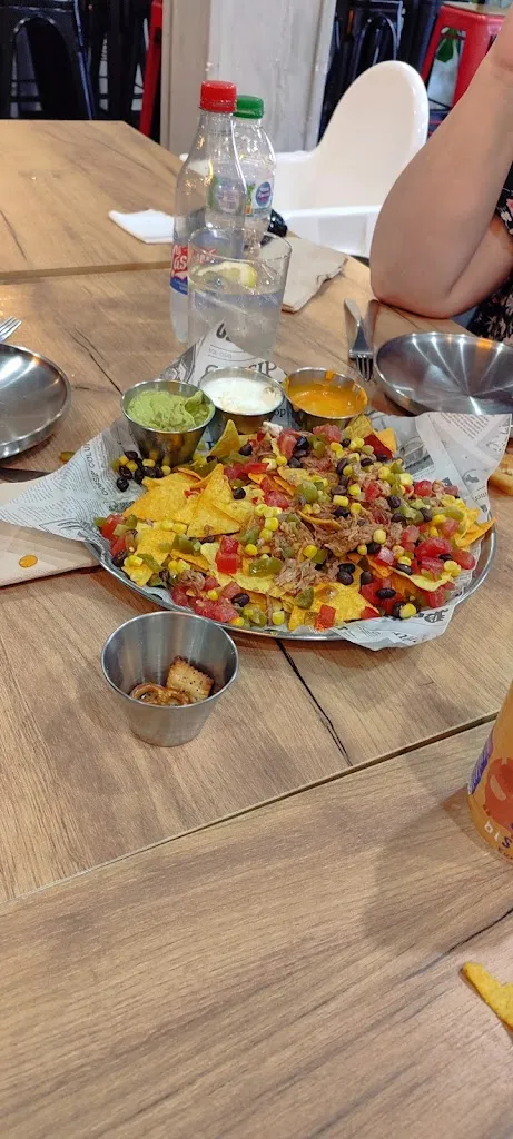 Evainilla_CHILLY’S_Paracuellos_review