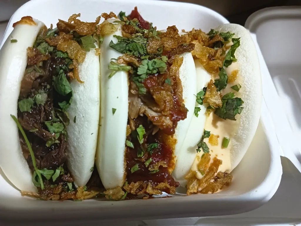 Esypets_CHILLY’S_Paracuellos_review