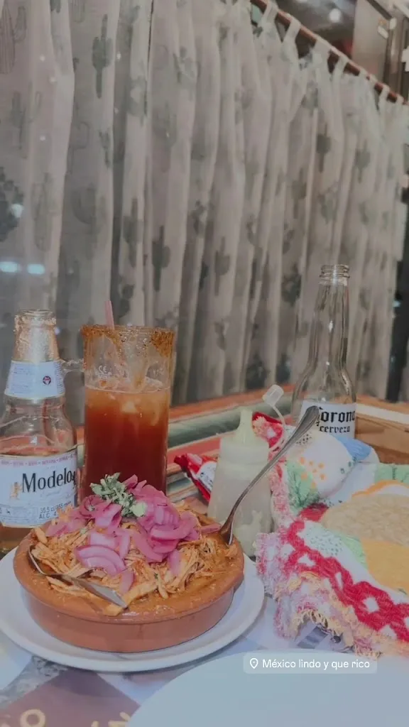 México Lindo Y Que Rico_Paracuellos_slider_image_2