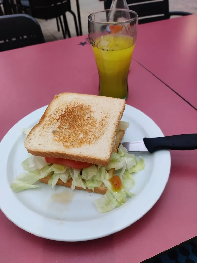 Kwok Ng_Hermanos Romero Restaurante_Paracuellos_review