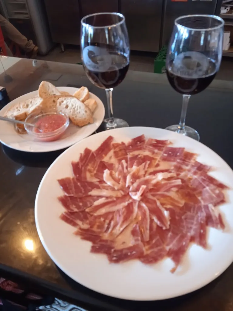 Marta Bolivar_La Bellota De Oro_Paracuellos_review